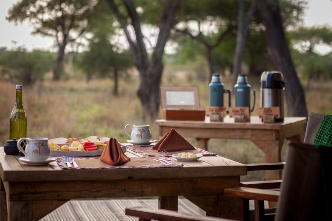 Baobab Tented Camp Kwa Kuchinia Luaran gambar