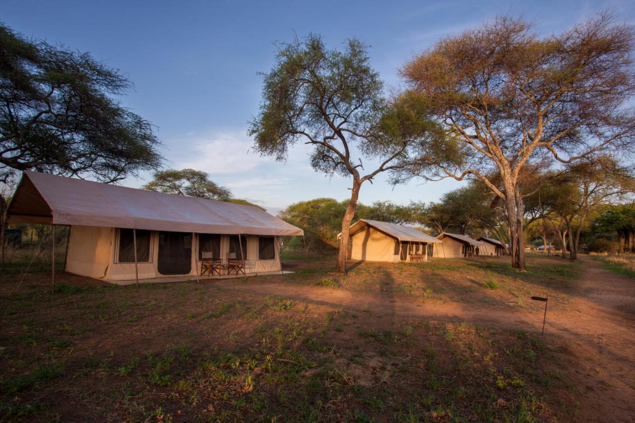 Baobab Tented Camp Kwa Kuchinia Luaran gambar
